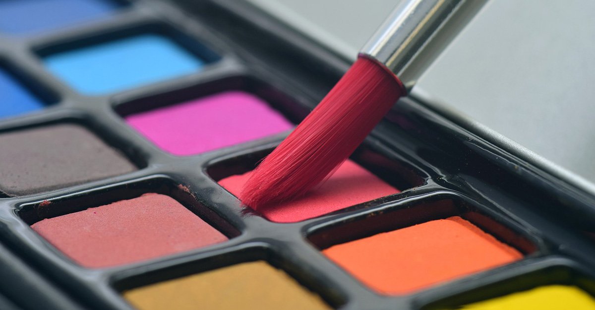 Paint palette with brush